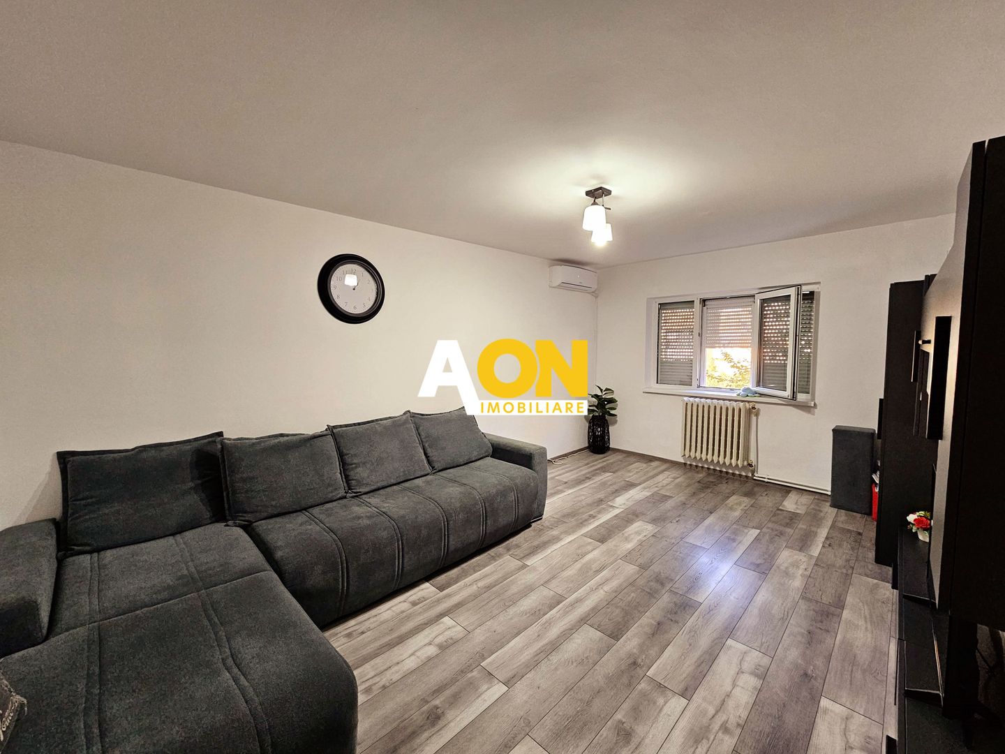 Apartament 2 camere, decomandat, mobilat, utilat, etaj 2, Cetate - Poză 10
