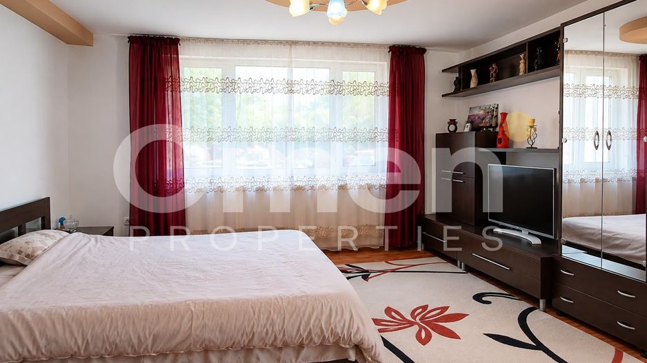 Casă P+M cu piscină și teren 1100 mp – Zona Vrancei, Baia Mare - Poză 5
