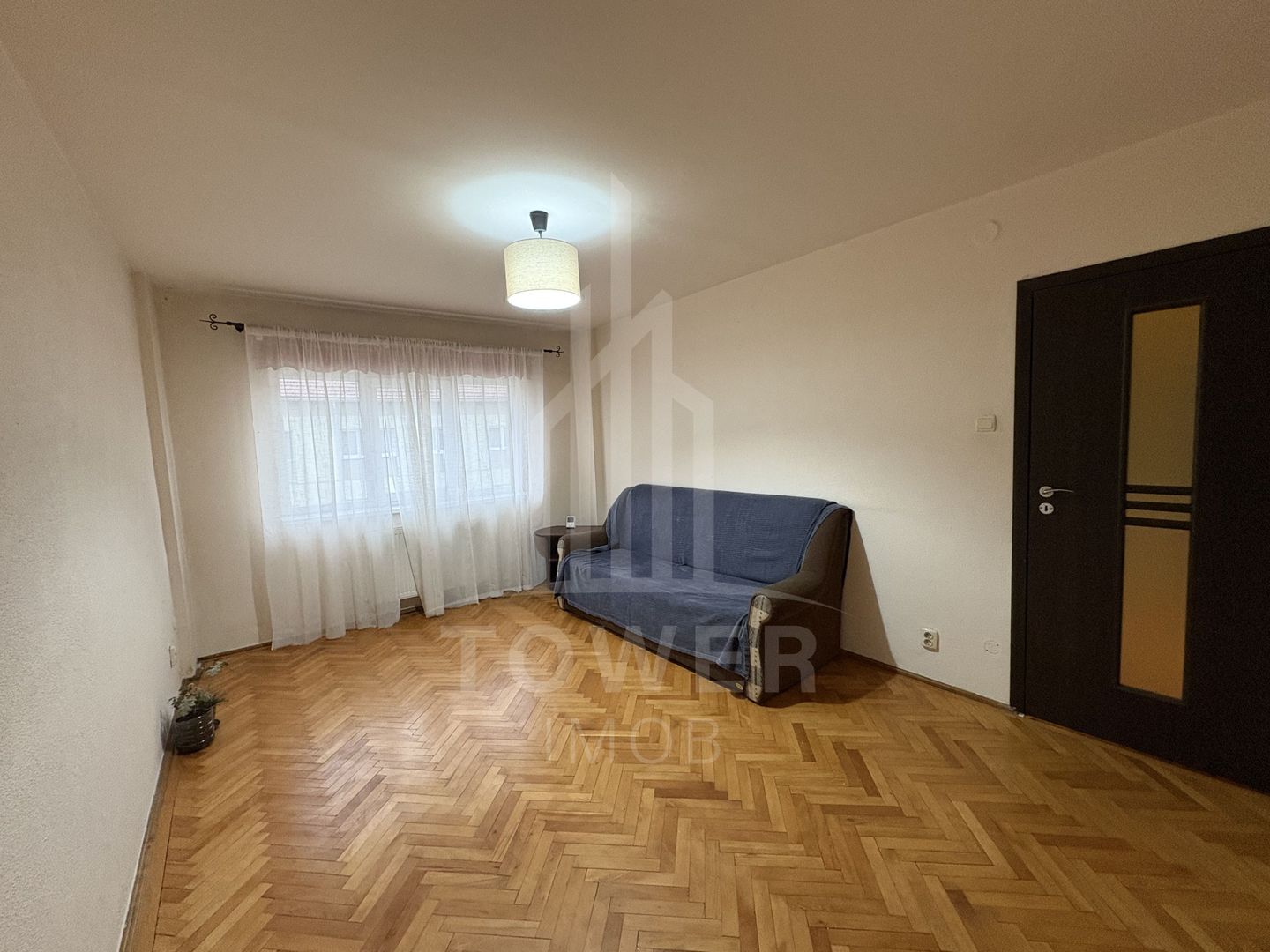 Apartament spațios cu 3 camere, 2 băi și multe avantaje - Poză 10