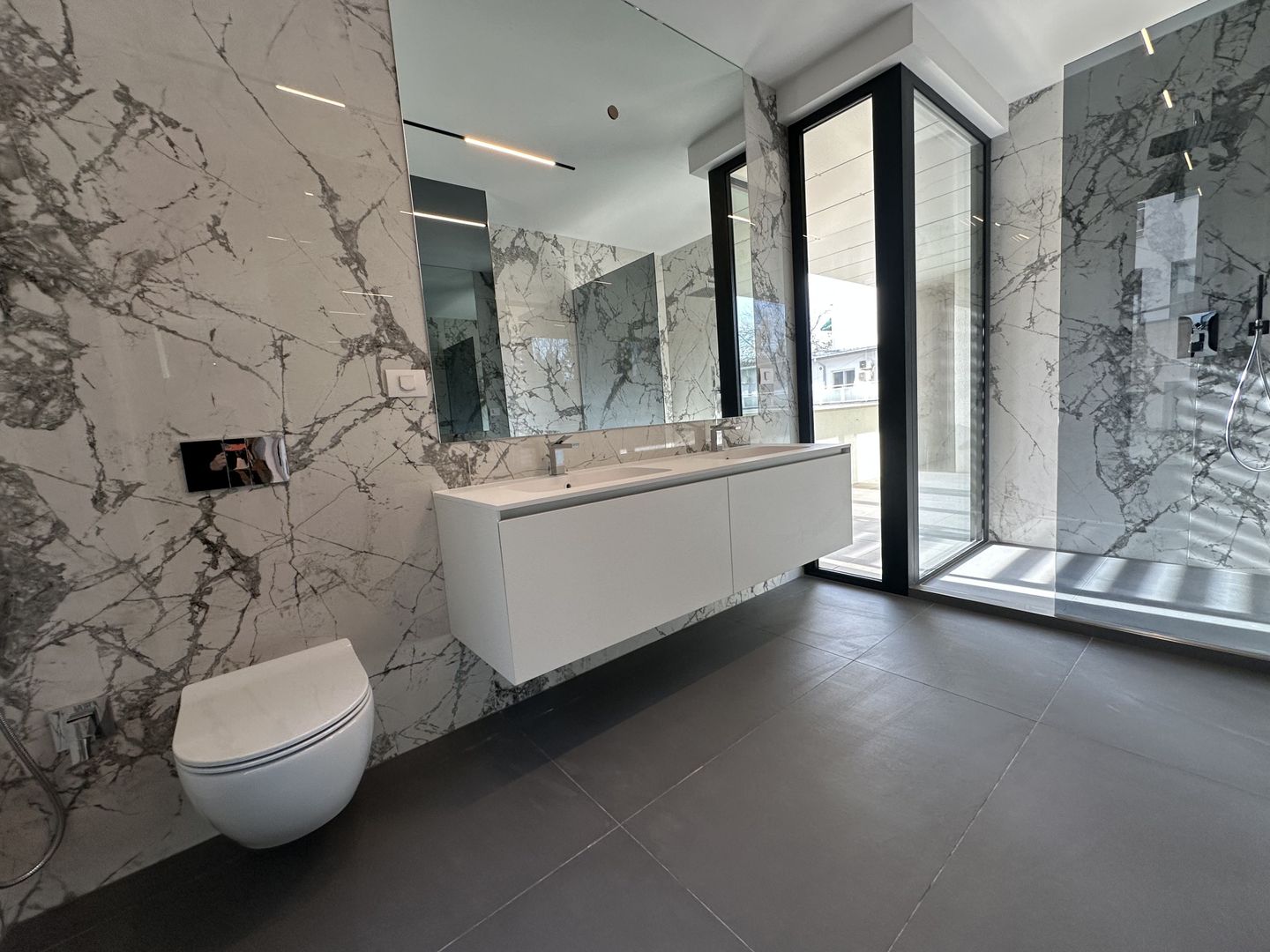 Apartament Generos cu Două Terase, într-un Ansamblu Exclusivist - Poză 7