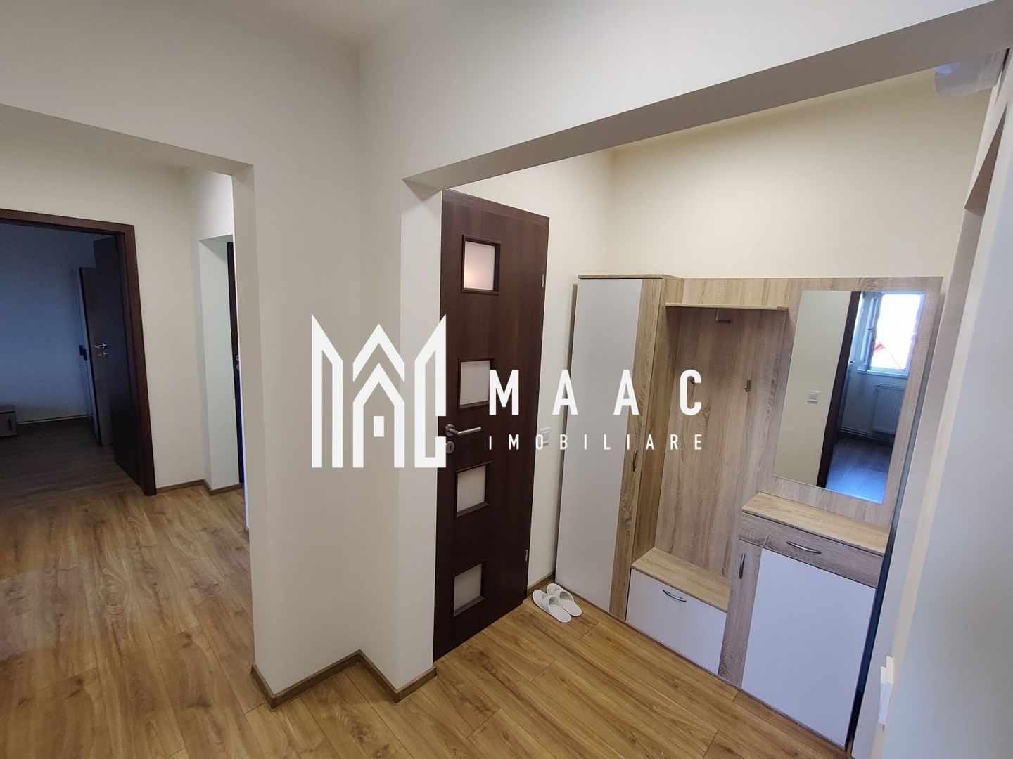 Apartament 3 camere de închiriat | Sibiu, Calea Dumbrăvii | 66 mp - Poză 2