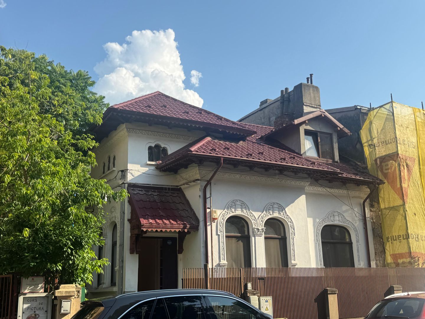 VILĂ CU POTENȚIAL MULTIPLU| CALEA DOROBANȚI - Poză 1