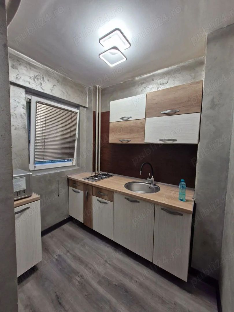 Garsonieră renovată 2025, parter, mobilată complet, zona Titan - Poză 5