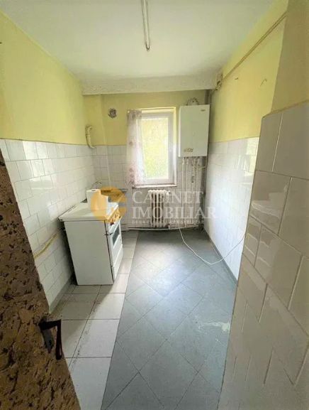 Etaj 3, apartament cu  2 camere zona Alexandru-Zimbru - Poză 4