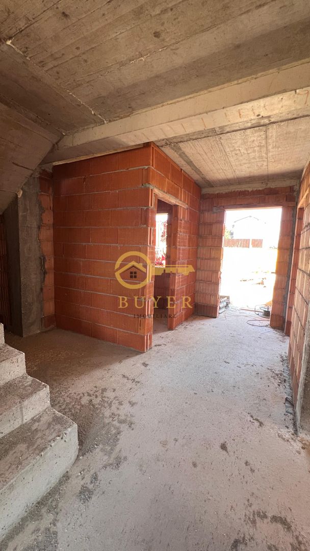 Casa de vanzare in Sura Mare- teren liber 262mp- la ALB - Poză 4