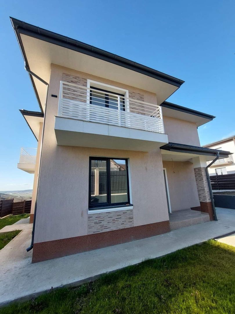Ag BRASADAS vinde Casa P+1 in MIROSLAVA. - Poză 1