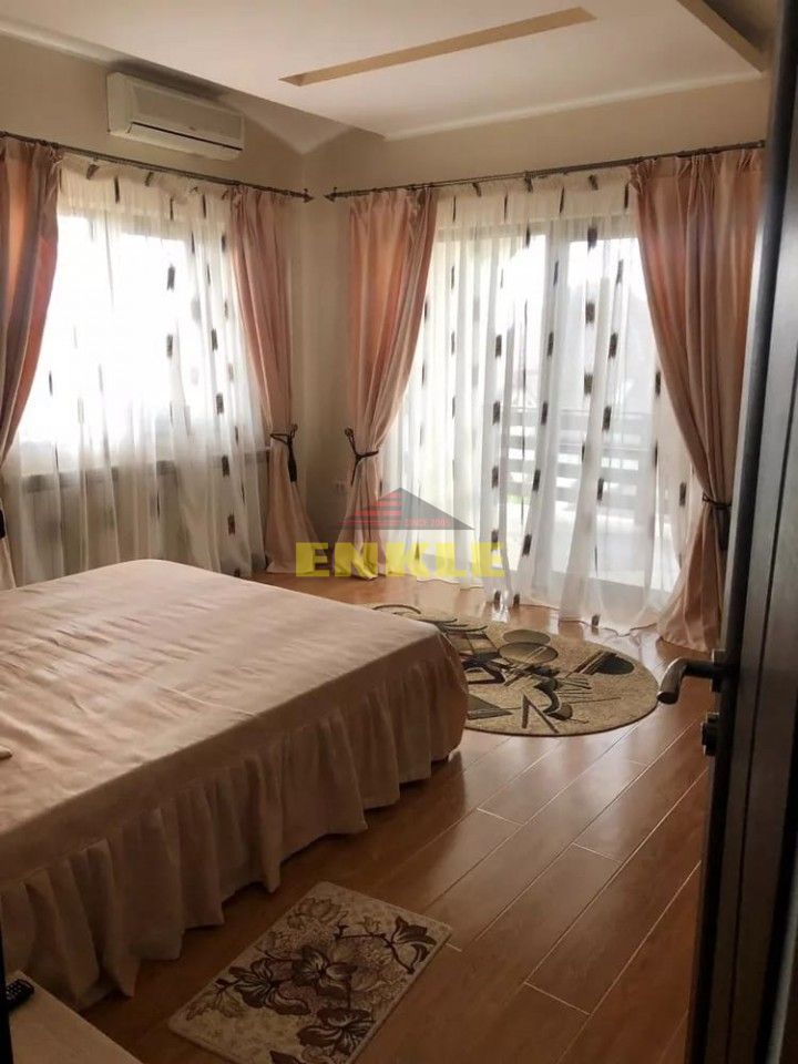 Vila 5 camere, Lebada - Poză 2