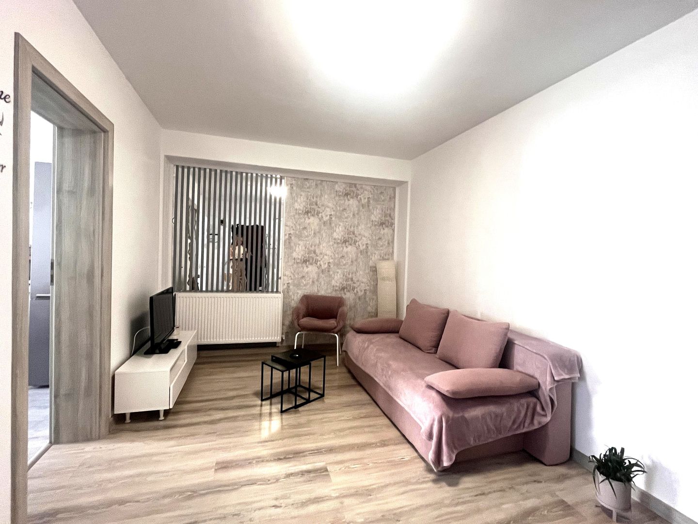 Apartament 2 camere de inchiriat- C Arhitectilor, balcon si parcare - Poză 2
