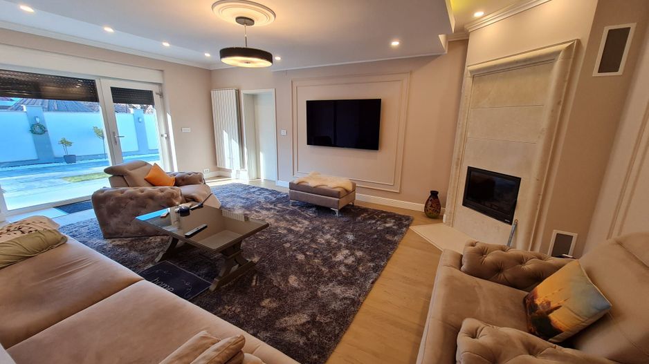 Vila exclusivistă pe parter în Timisoara - Poză 1