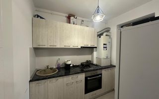 Garsoniera spatioasa, la 2 minuta de metrou - Poză 7