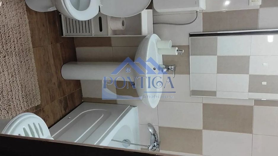 Garsonieră Decomandată, 41 mp, Vedere la Mare și Port – Zonă Gara - Poză 6