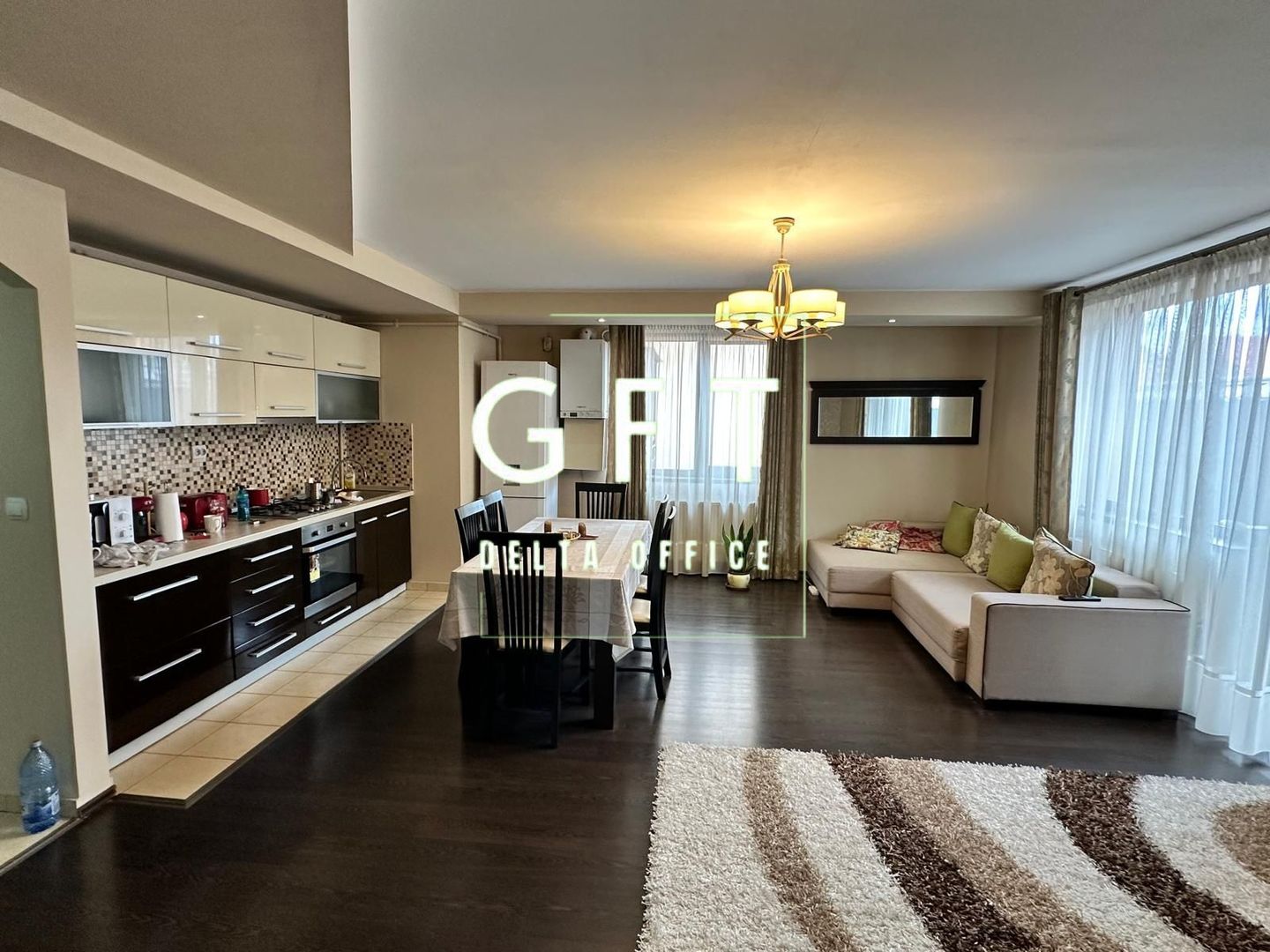 Apartament de Inchiriat 3 camere, ultracentral + parcare subterana - Poză 2