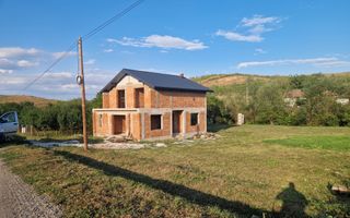 Casa individuala in constructie, 125 mp utili, 700/1400 mp teren - Poză 1