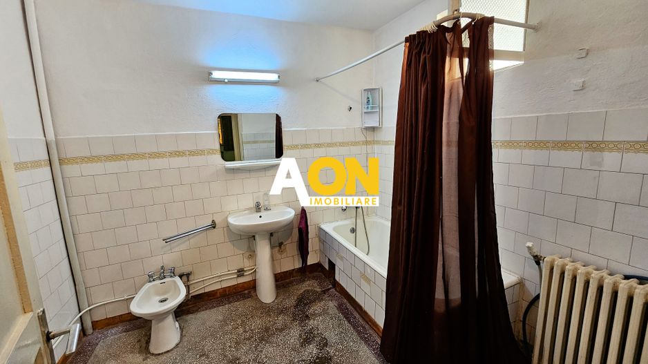 Casa 5 camere, 369 mp teren, zona Centru, pretabila pentru birouri - Poză 15