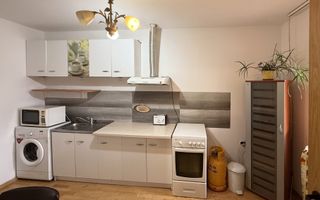 Apartament 2 camere, decomandat, cu intrare separată, la casa - Poză 7