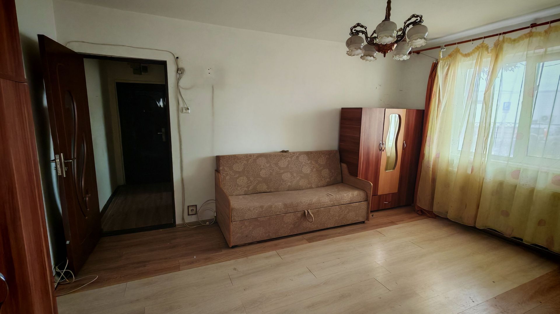 Apartament 2 camere,parter,semidecomandat,zona Coca Cola - Poză 6