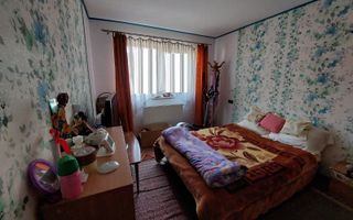 Apartament cu 2 camere decomandat, balcon, 56mp. - Poză 4