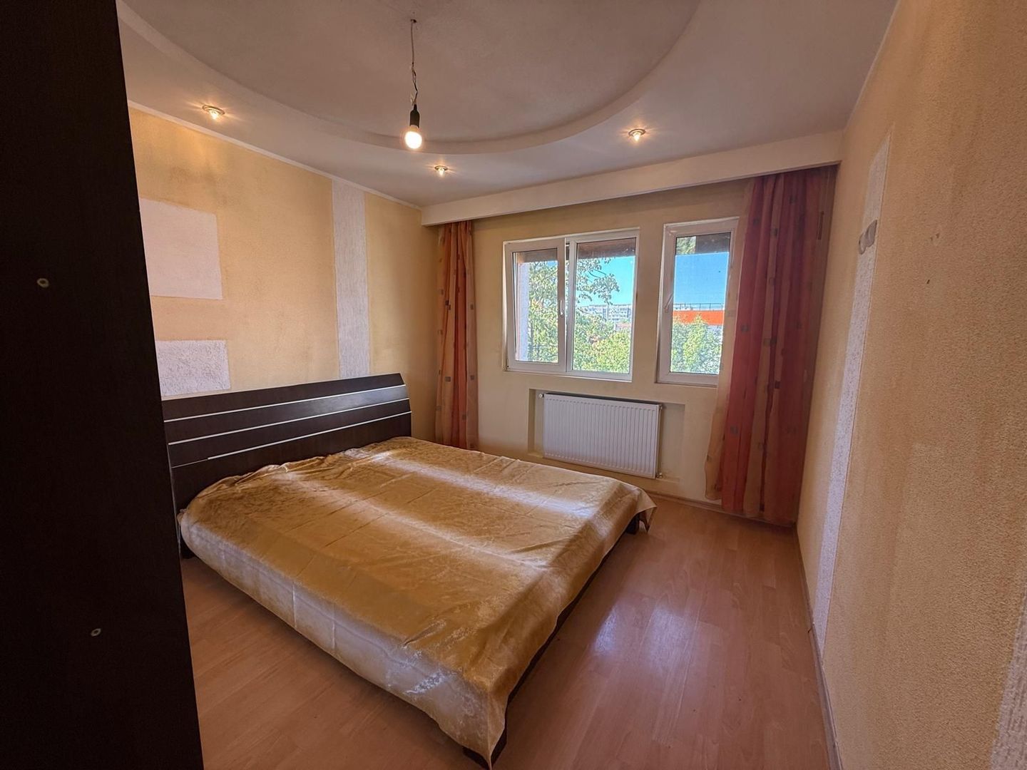 De Vanzare | Apartament cu 3 Camere | Mazepa 1 | Pret: 75.000 Euro - Poză 4