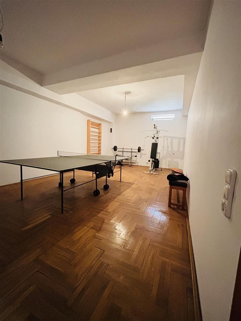 VILA CU 14 CAMERE SI 3405 MP TEREN IN SANMARTIN - Poză 16