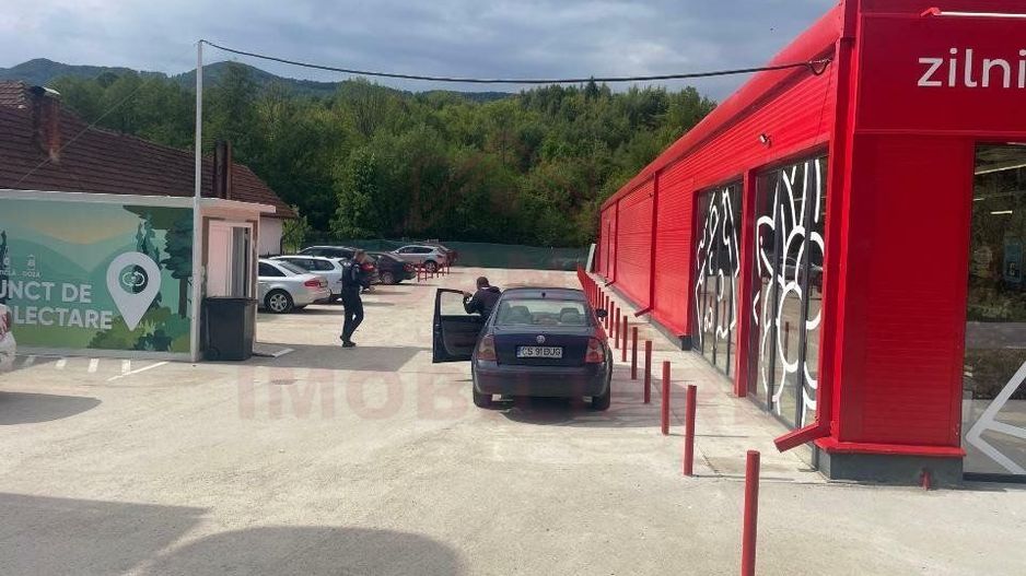 SPAȚIU COMERCIAL DE VÂNZARE ÎN BĂUȚAR,JUD.CS - Poză 3