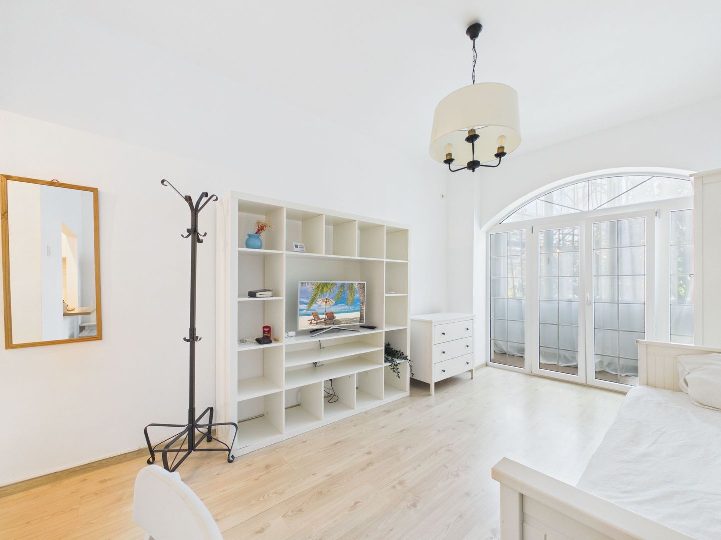 Locuiește acolo unde Bucureștiul prinde viață. Piața Rosetti. - Poză 10