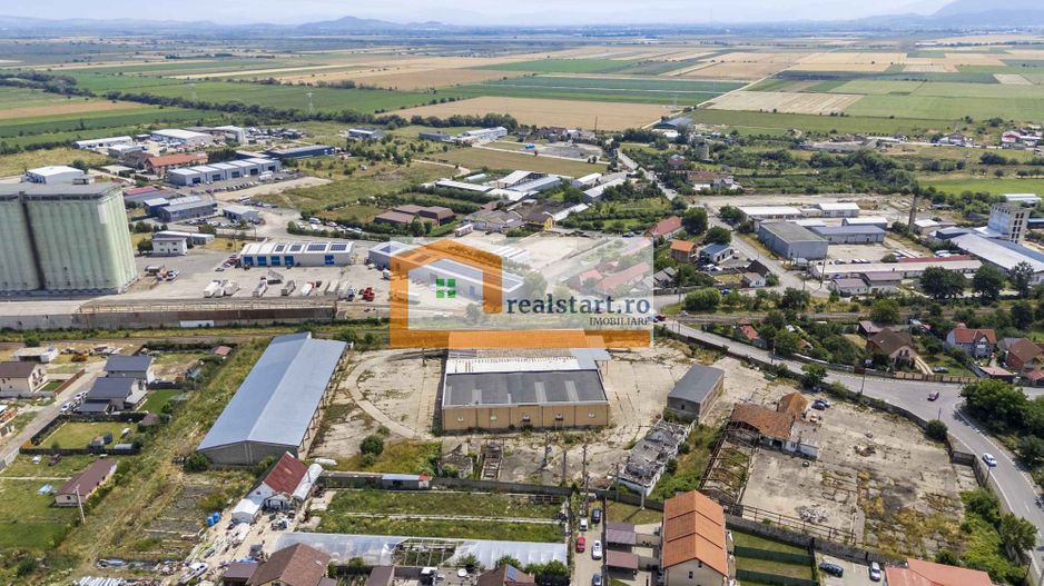 Spatiu Industrial, D 155ml la DJ112A, Acces E68, teren 1,7Ha, - Poză 1