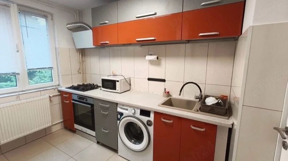 Vanzare apartament 3 camere, 64 mp, renovat și mobilat complet – Dr Taberei - Poză 1