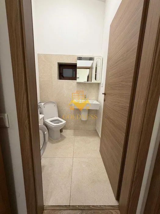 Casa de închiriat, renovată, 3 camere, curte de 60 mp, Dâmbul Rotund - Poză 9