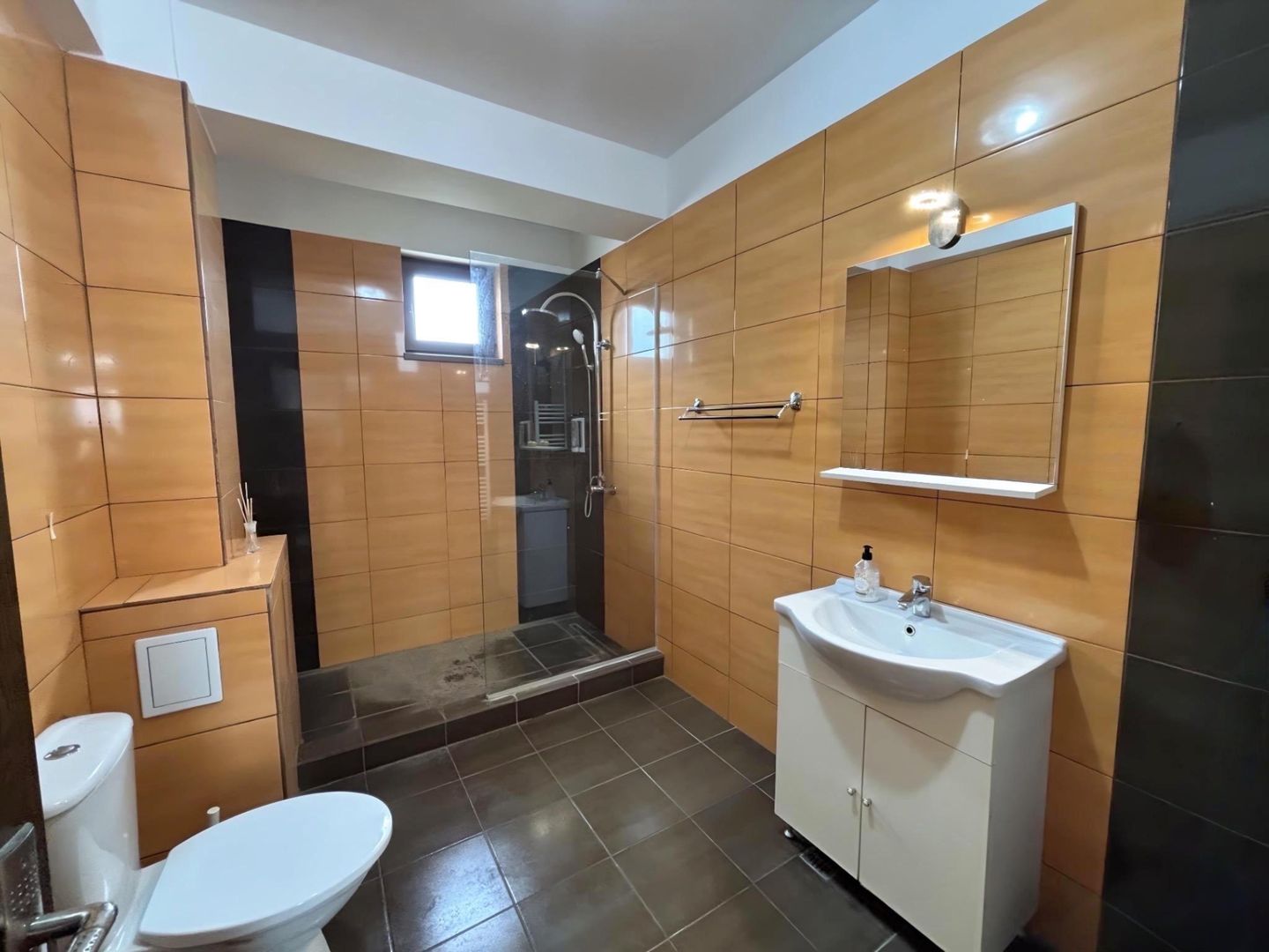 Apartament 2 camere | 89 mp + parcare și boxă | Mackerel Beach - Poză 9