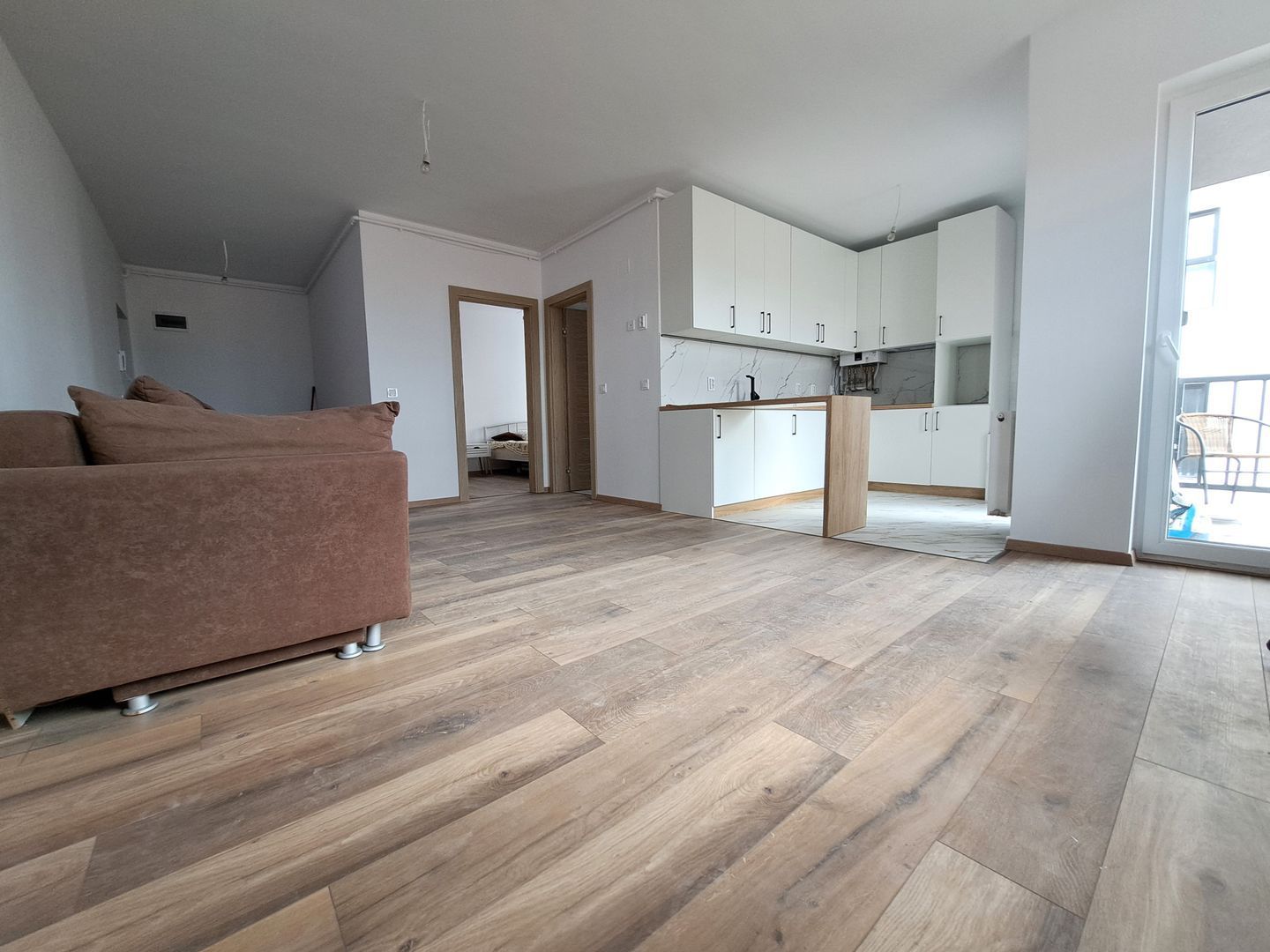 Apartament 2 camere- bloc intabulat - zona Shopping City Sibiu - Poză 4