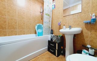 Apartament cu 4 camere de vanzare, Cetate - Poză 8