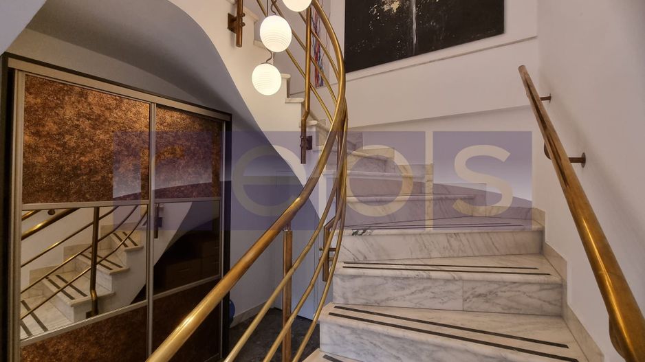 INCHIRIERE- 3 CAMERE-PENTHOUSE -UNIRII - Poză 4