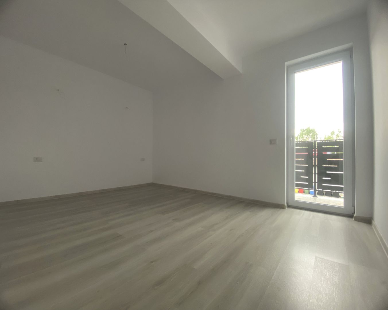 Vanzare apartament cu 3 camere - bloc nou - zona Sideco - Targoviste - Poză 5