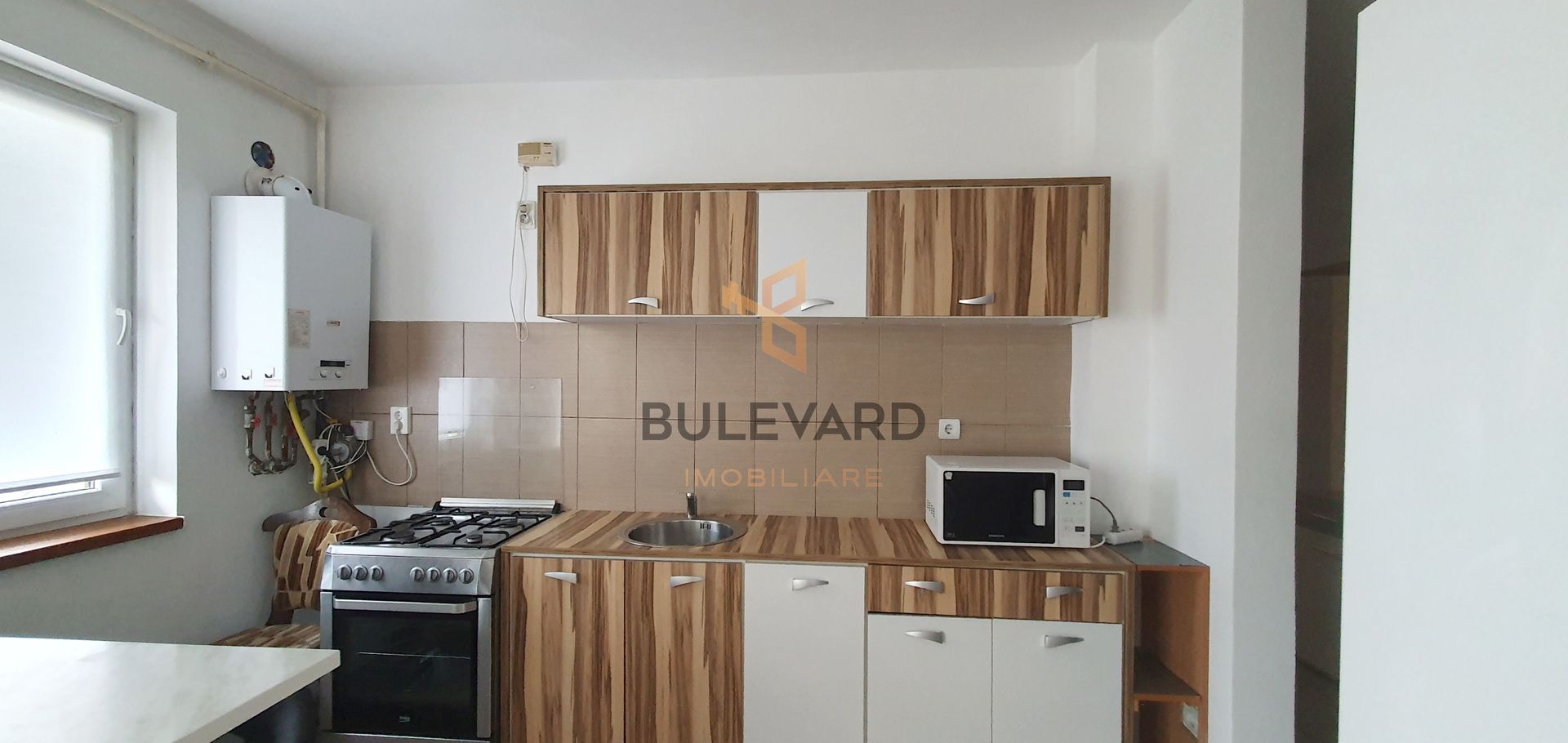 Apartament cu 3 camere, zona Terra! - Poză 5