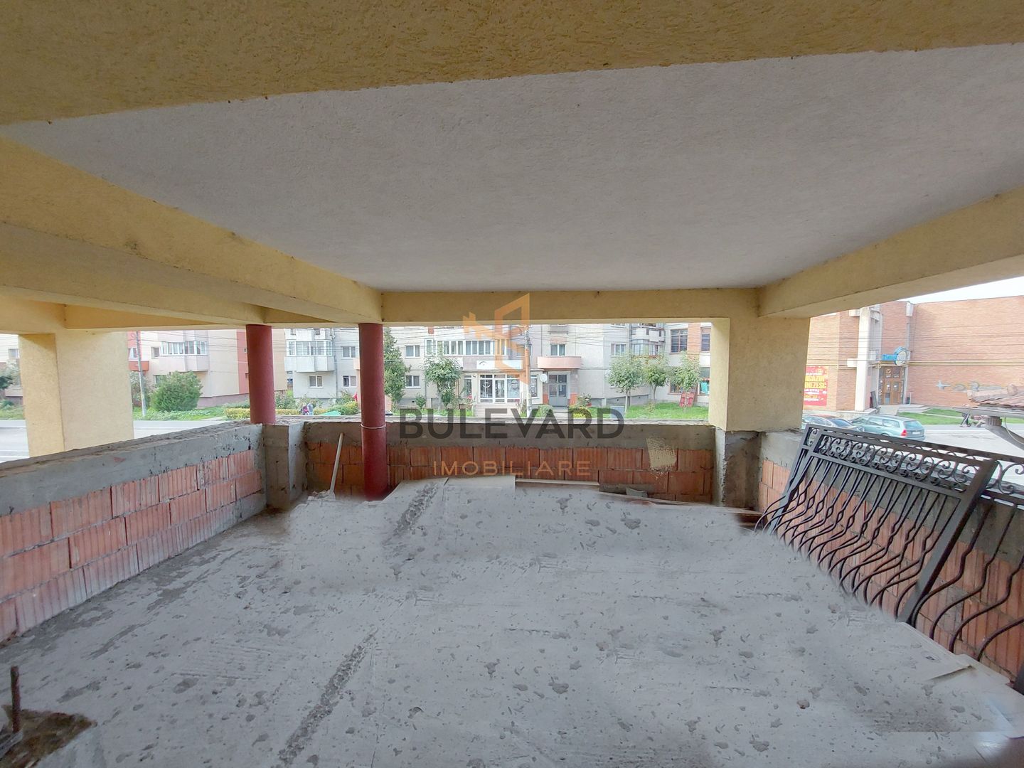 Casa individuala+ birou/spatiu comercial pe Strada 1 Mai! - Poză 15