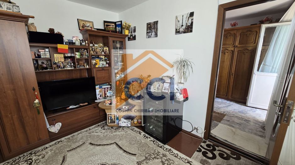 Apartament cu personalitate, logie și boxă – Strada Neptun, nr. 6 - Poză 5