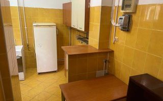 Inchiriez Garsoniera, langa Cosmigiu - Poză 3