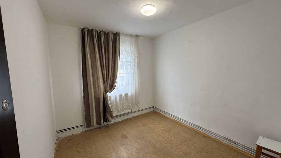 Apartament cu 2 camere in Tractorul, Strada General Mociulschi - Poză 15