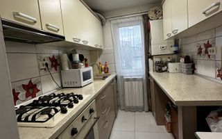 Apartament 3 camere/ zona Alexandru cel Bun , etaj 2/4 - Poză 2