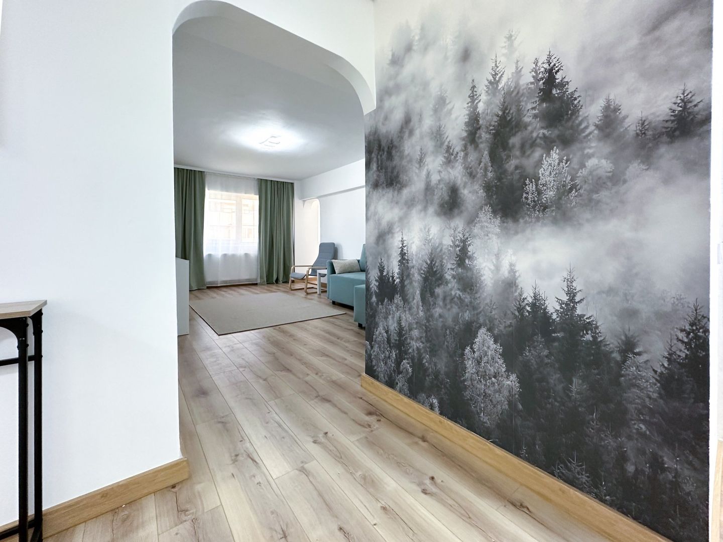4 camere, 3 dormitoare, 2 băi, boiler, complet renovat - Poză 3