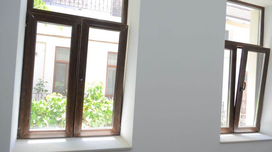 Apartament renovat in zona centrala - Poză 9