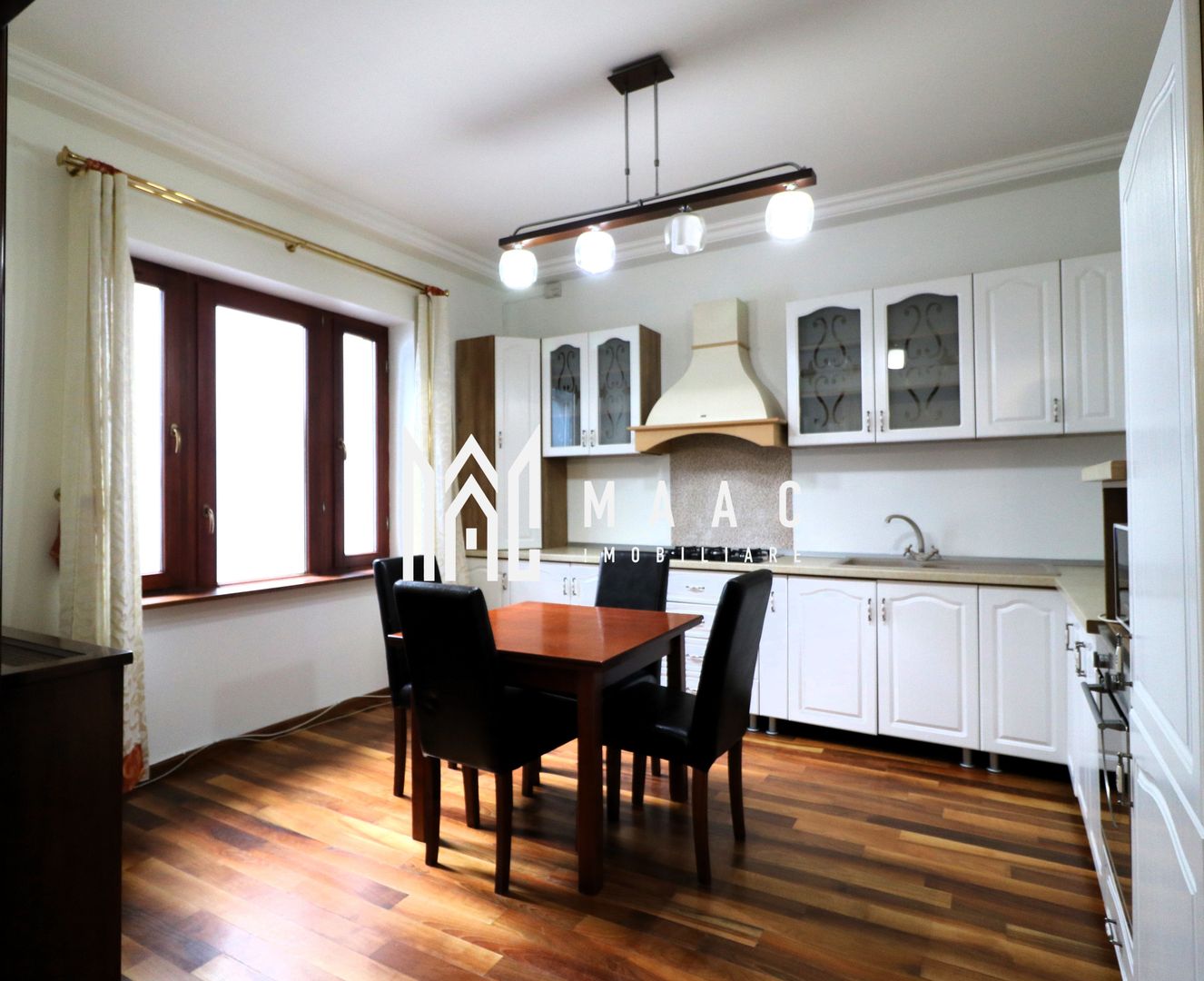 Apartament de lux | 3 camere | Ultracentral | - Poză 1