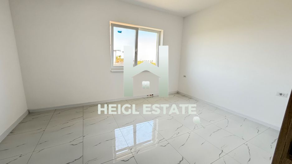 Duplex finalziat cu 4 camere si bucatarie inchisa in Giroc - Poză 1