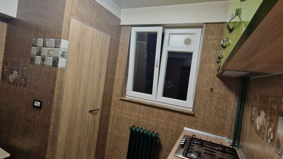Închiriere Apartament cu 3 camere, mobilat complet, etaj 1, metrou Dristor - Poză 5