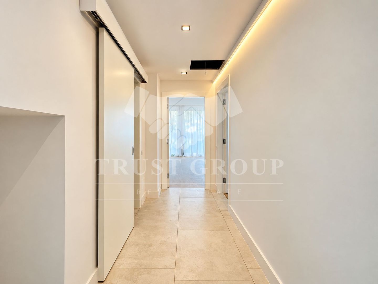 Vila Iancu Nicolae | Smart Home | 2026 | Curte libera 330mp - Poză 44