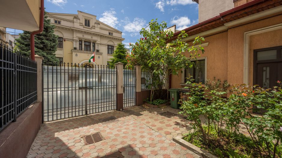 3 IMOBILE - LOT 676 MP - RECONSOLIDATE - ROMANA VICTORIEI - DOROBANTI - Poză 5