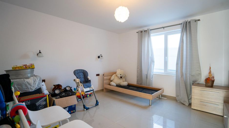 Casa 4 camere in Nojorid - Poză 7