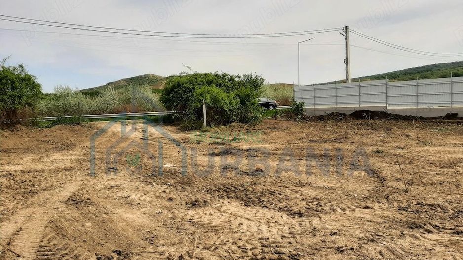 Teren de 1480 mp de vanzare in localitatea Vladiceni - Poză 3