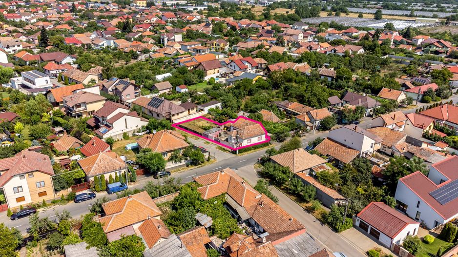 VANDUT! Casă  în Grădiște - Poză 3