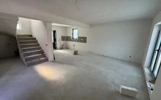 Casa noua, P+M, 4 camere, terasa, teren 550 m2, central, CORNU - Poză 12